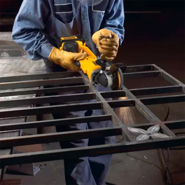 Kit Promo Esmeril Dewalt Dcg412b + Huincha + Escuadra Y Disco - Imagen 5