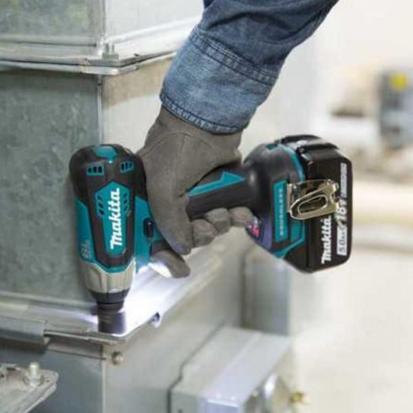 Llave de Impacto Inal. Makita DTW180Z Sin Baterías - Imagen 2