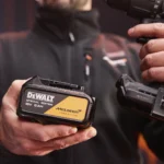 Kit Mclaren Taladro Percutor 20V XR + 2B 5AH + TSTAK Dewalt - Imagen 8